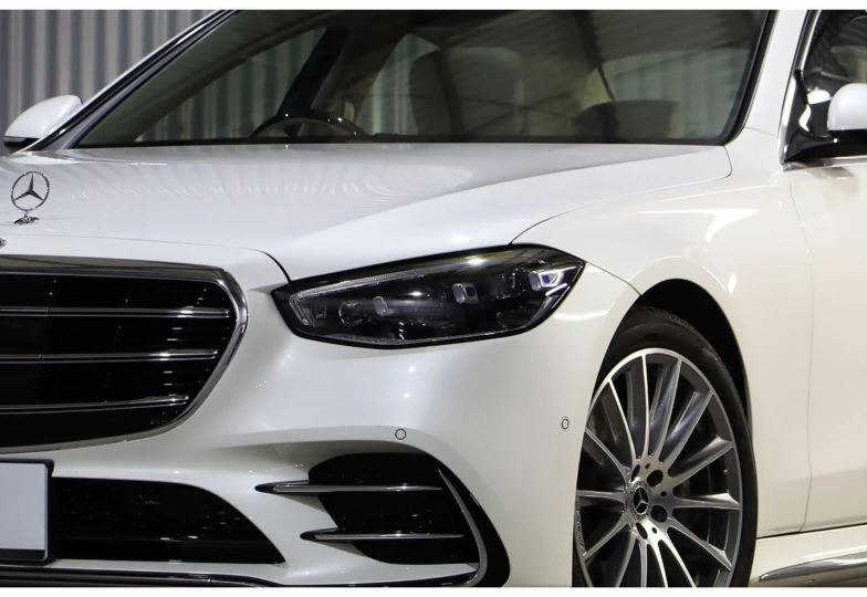 Mercedes S-class White