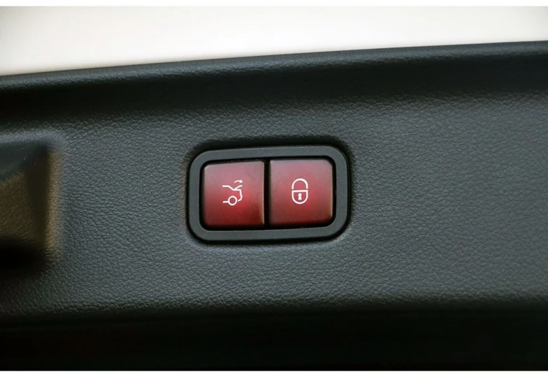 Mercedes S-class White