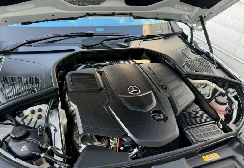 Mercedes S-class White