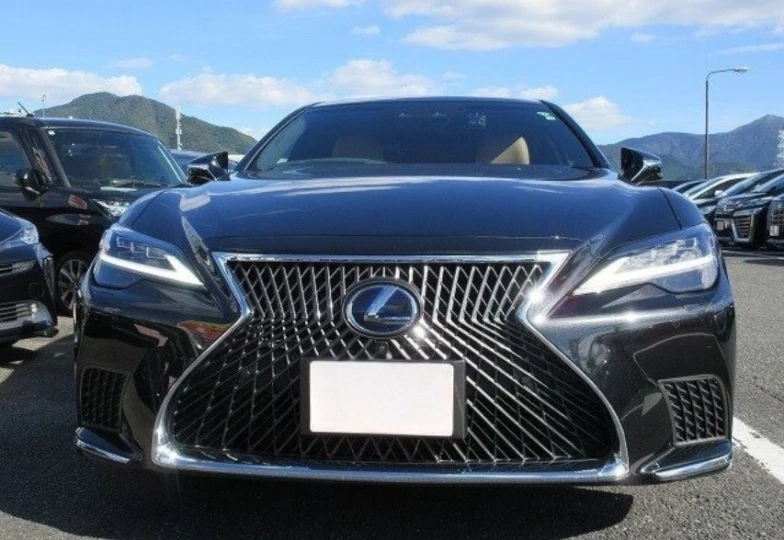 Lexus LS Черный