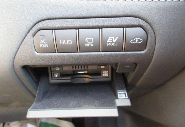 Lexus LS Черный