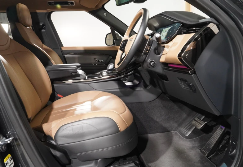 Land Rover Range Rover Sport Черный