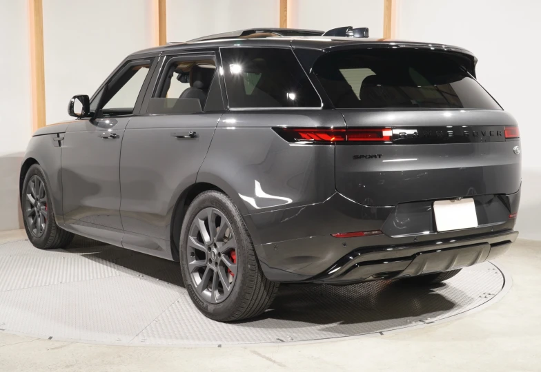 Land Rover Range Rover Sport Черный