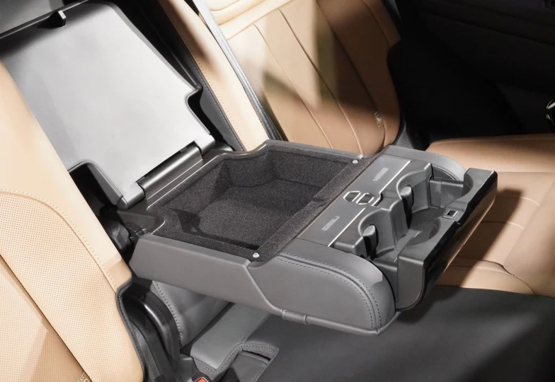 Land Rover Range Rover Sport Черный