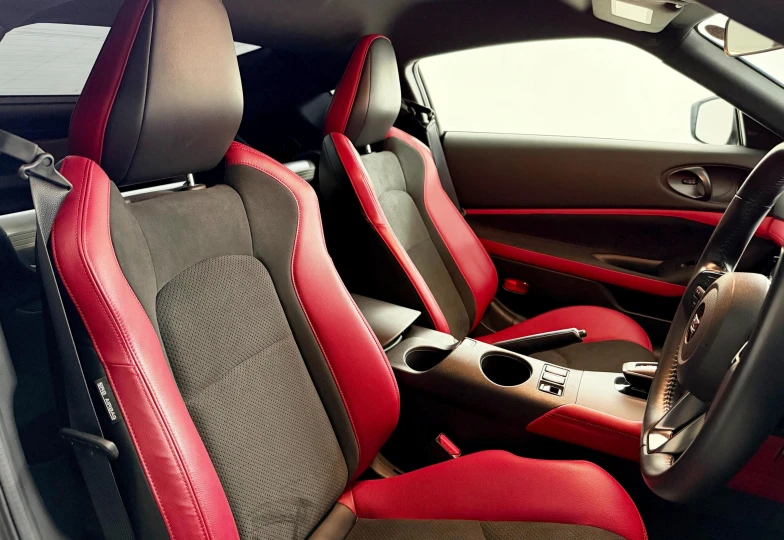 Nissan Fairlady z Grey