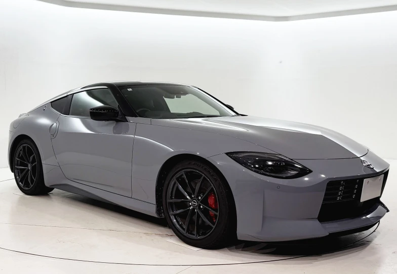 Nissan Fairlady z Grey