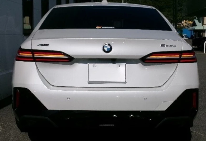 BMW 5 series White