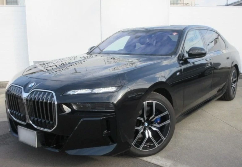 BMW 7 series Black