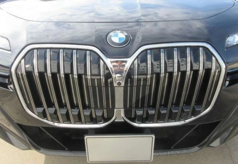 BMW 7 series Black