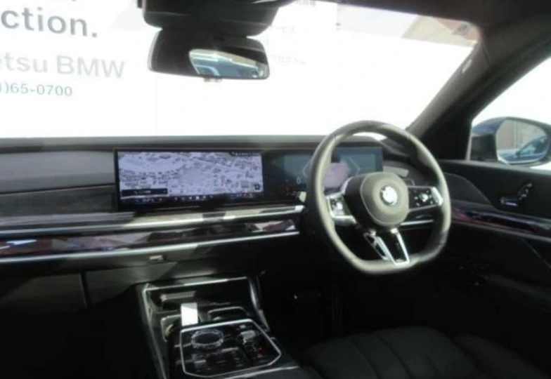 BMW 7 series Black