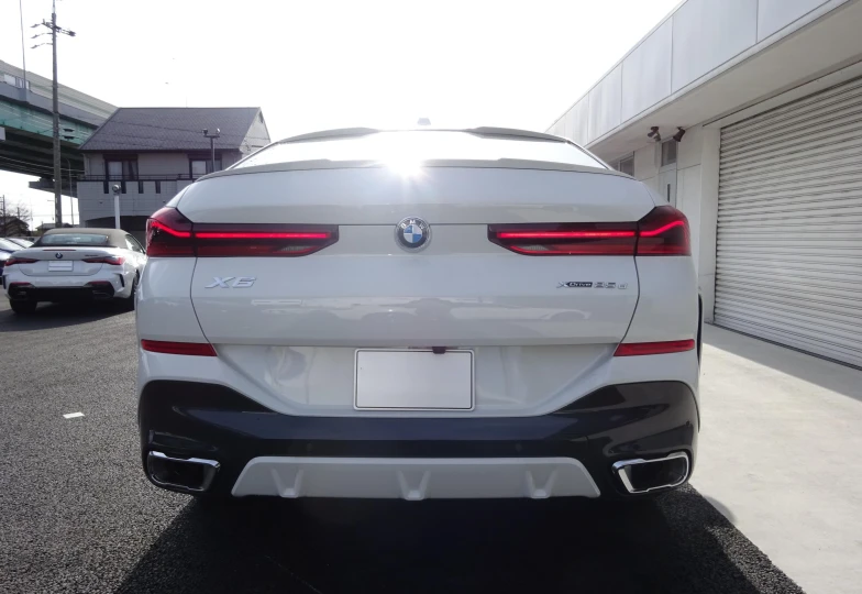 BMW X6 White