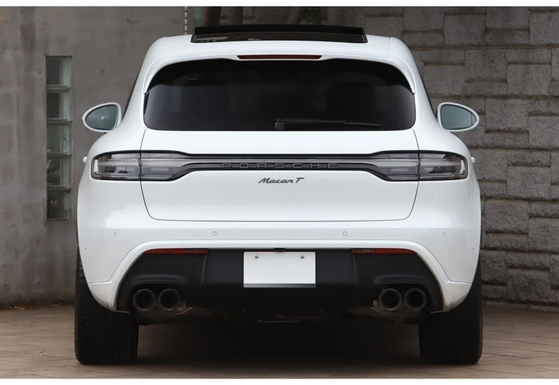 Porsche Macan White