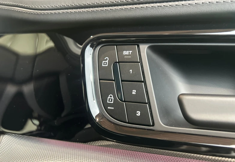 Porsche Panamera White