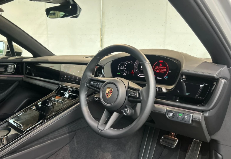 Porsche Panamera White