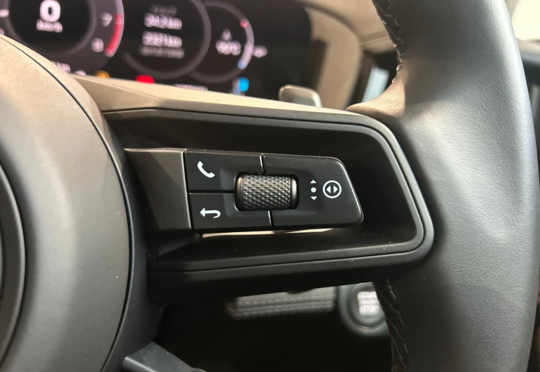 Porsche Panamera White