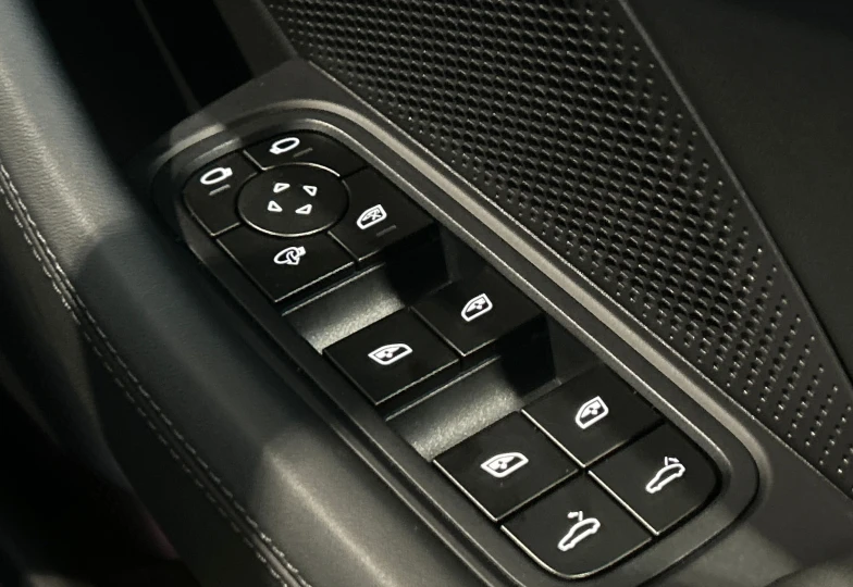 Porsche Panamera White