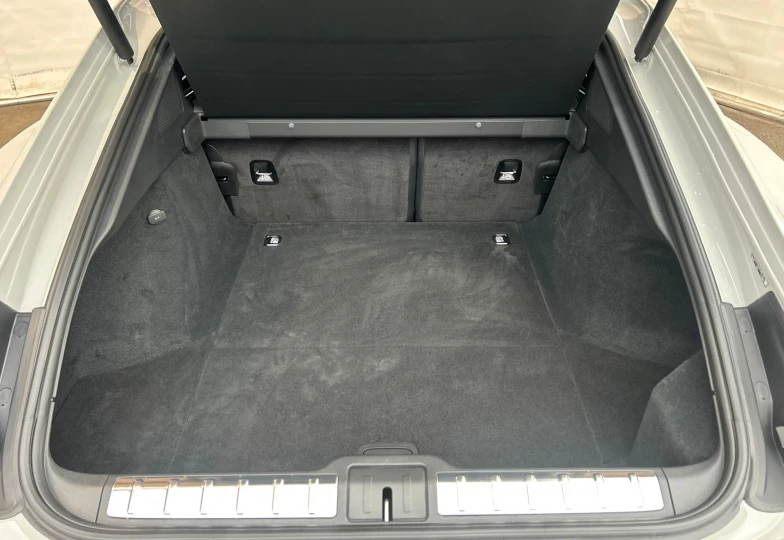 Porsche Panamera White