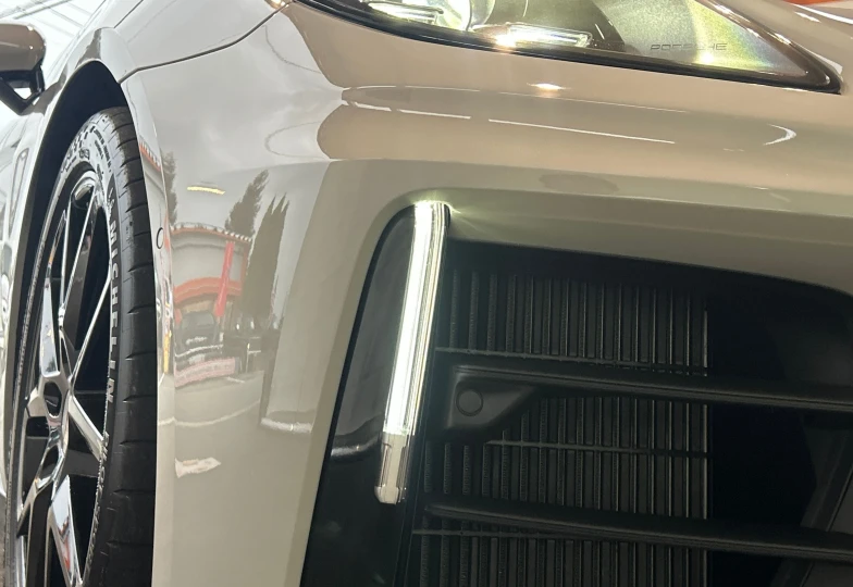 Porsche Panamera White