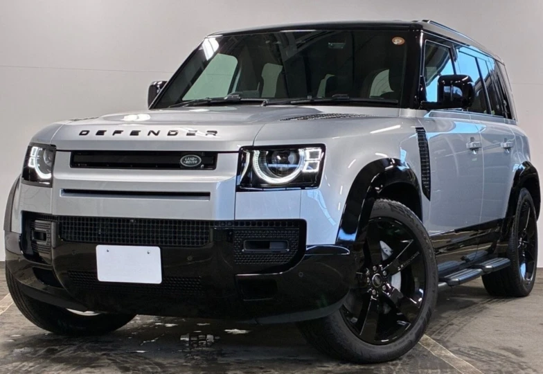 Land Rover Defender Grey