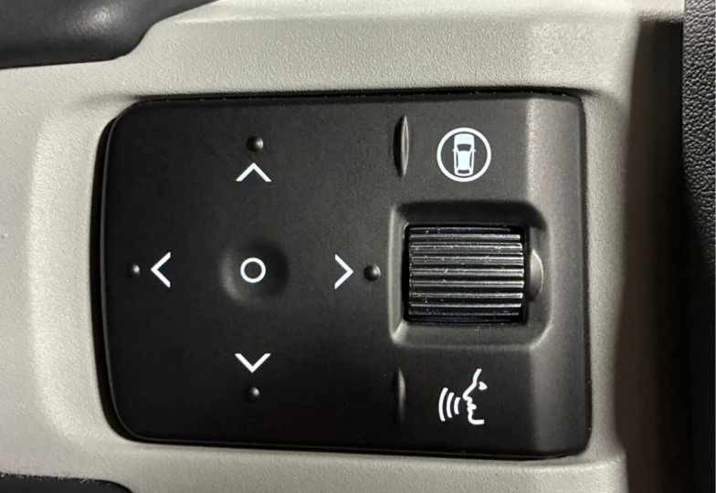 Land Rover Defender Grey