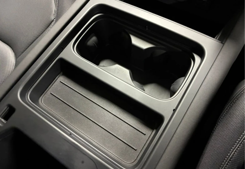 Land Rover Defender Grey