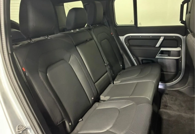 Land Rover Defender Grey