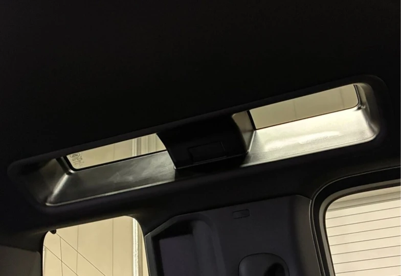 Land Rover Defender Grey