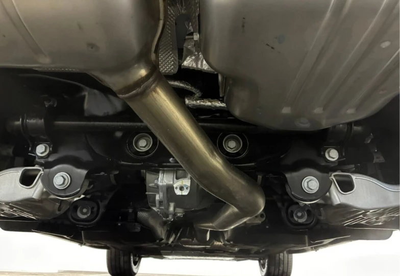 Land Rover Defender Grey