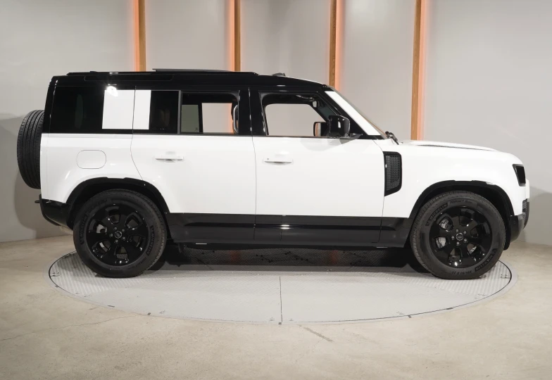 Land Rover Defender White