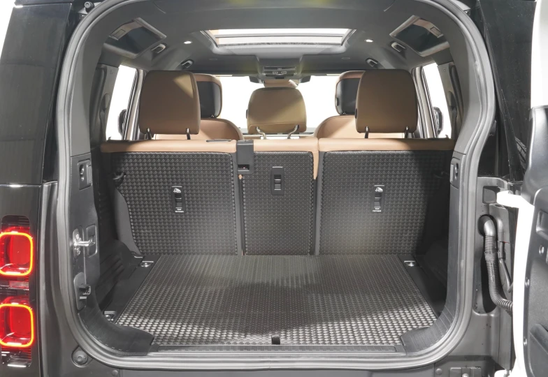 Land Rover Defender White