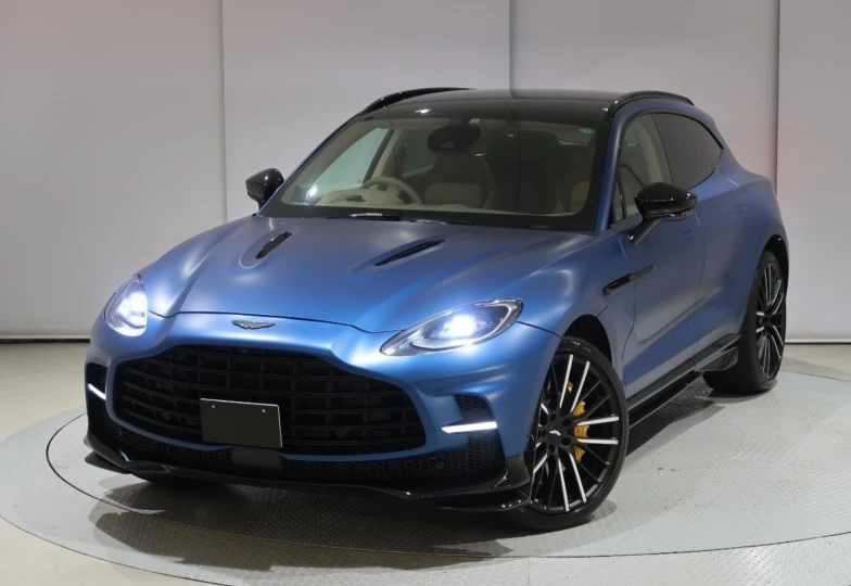 Aston Martin DBX Blue
