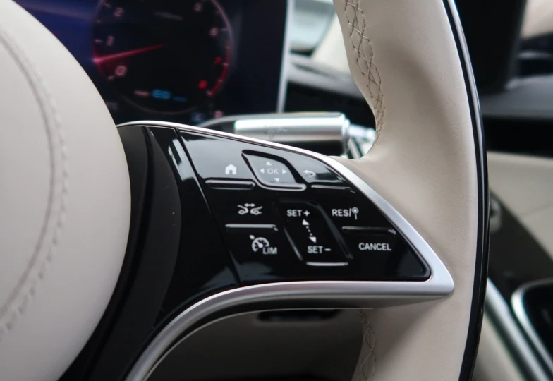 Mercedes S-class Gold