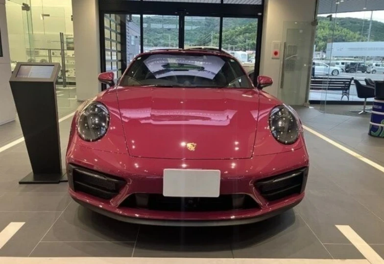 Porsche 911 Pink