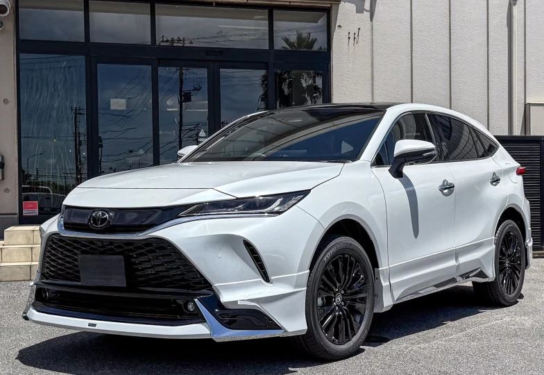 Toyota Harrier White