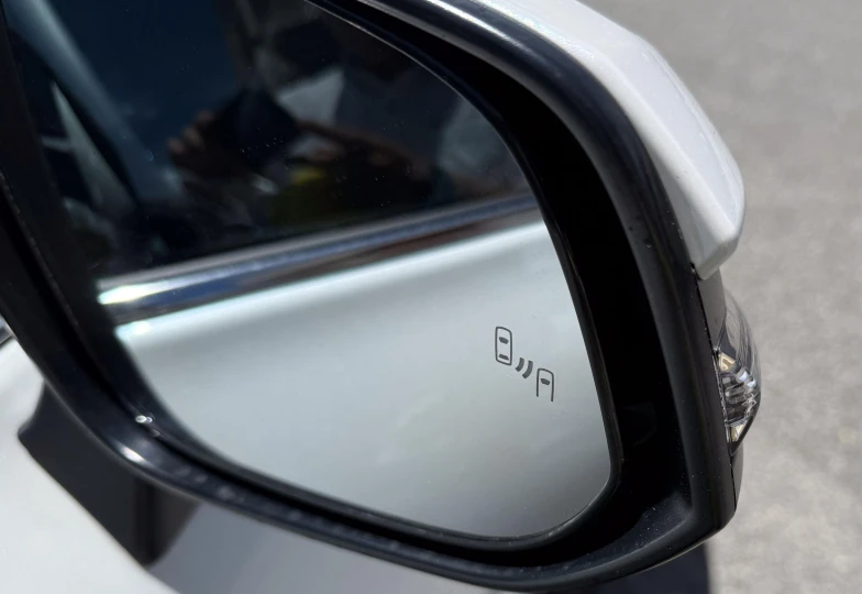 Toyota Harrier White