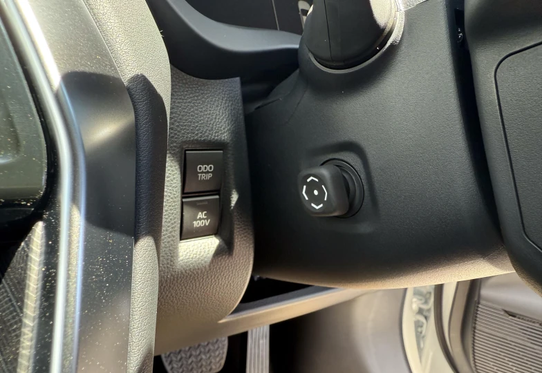 Toyota Harrier White