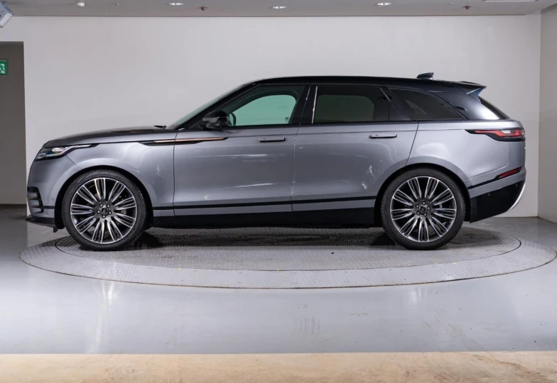 Land Rover Range Rover Velar Grey