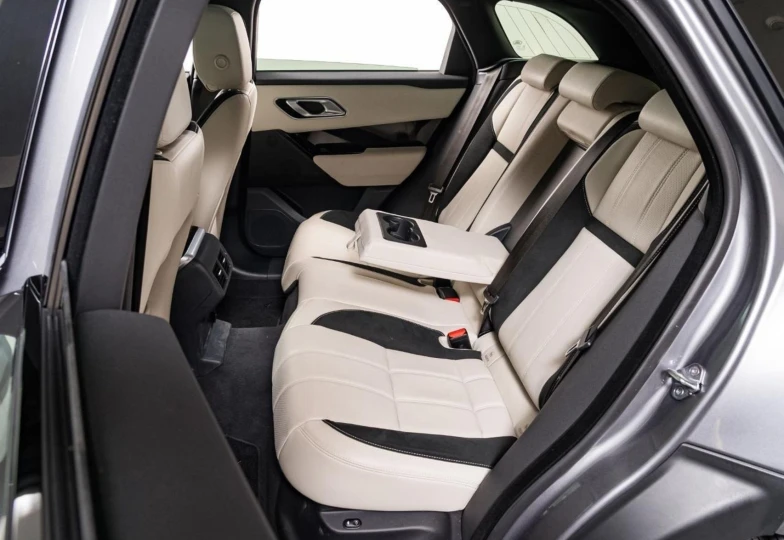 Land Rover Range Rover Velar Grey