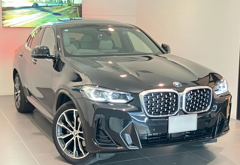 BMW X4 Black