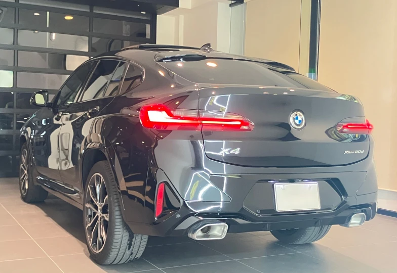BMW X4 Black