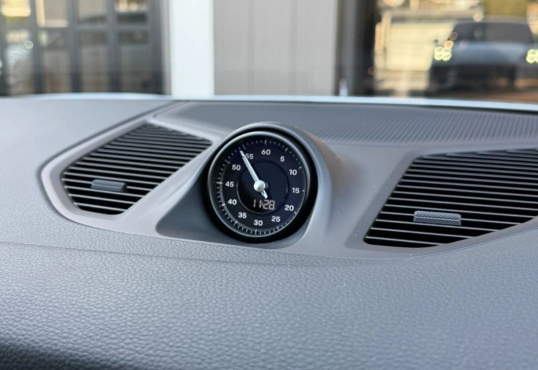 Porsche Cayenne White