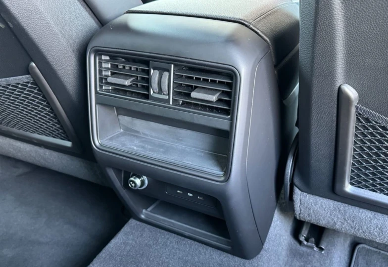 Porsche Cayenne White