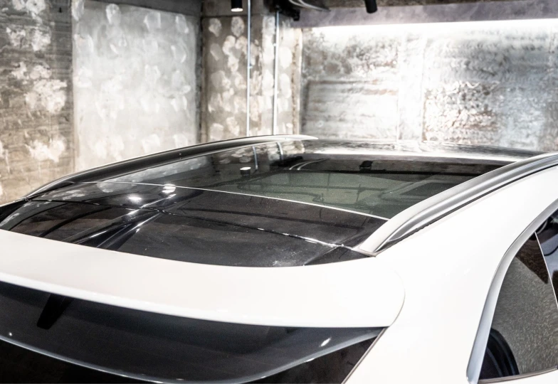 Aston Martin DBX White