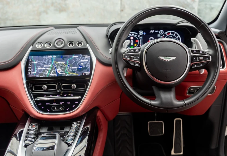 Aston Martin DBX White