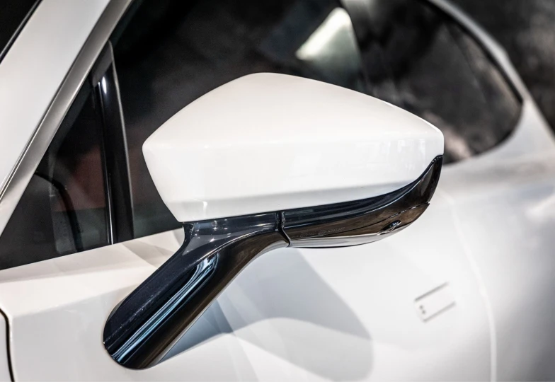 Aston Martin DBX White