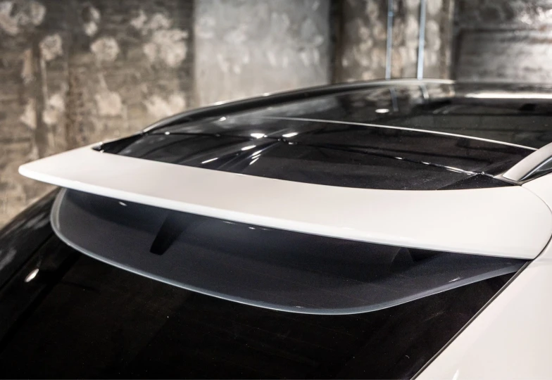 Aston Martin DBX White