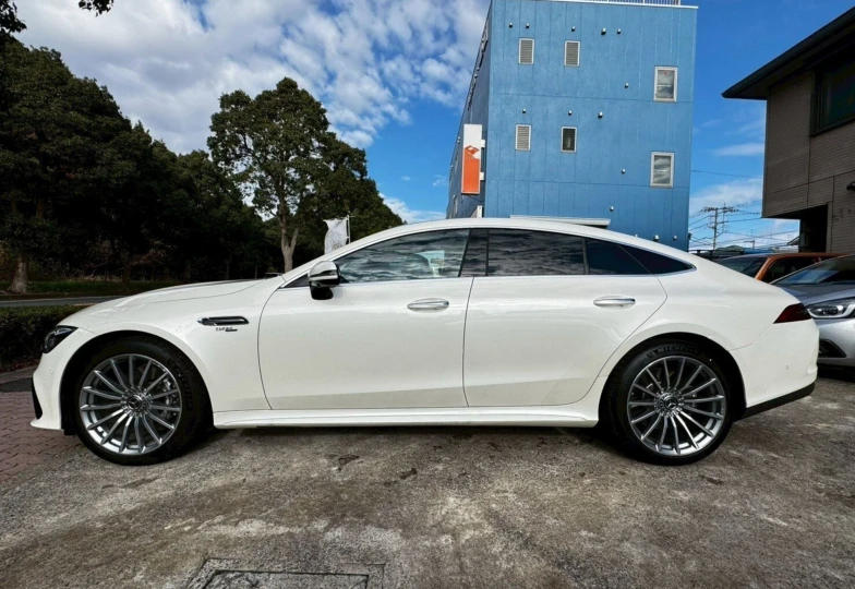 Mercedes AMG GT White