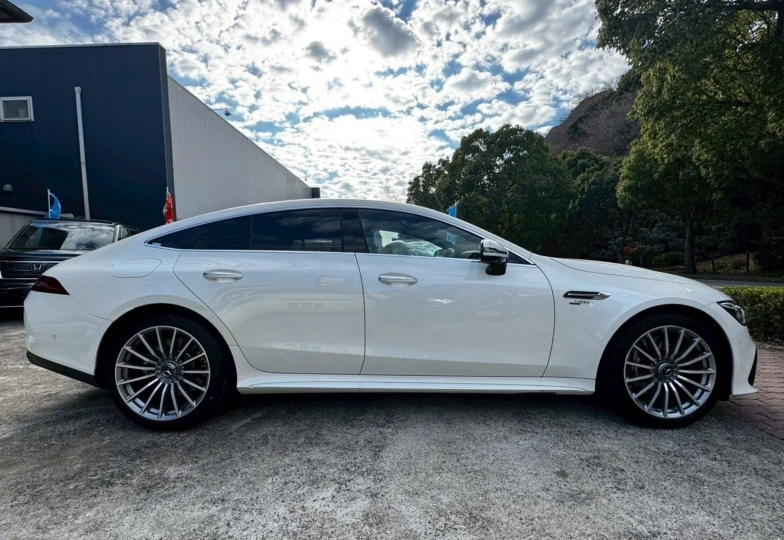 Mercedes AMG GT White