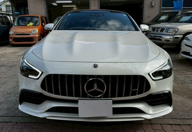 Mercedes AMG GT White
