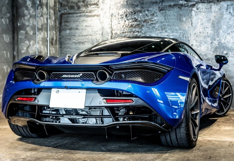 McLaren 720S Blue